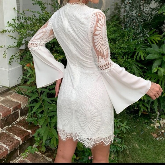 White lace dress - Picture 2 of 2